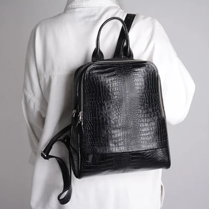کوله پشتی چرم زنانه داریا 012