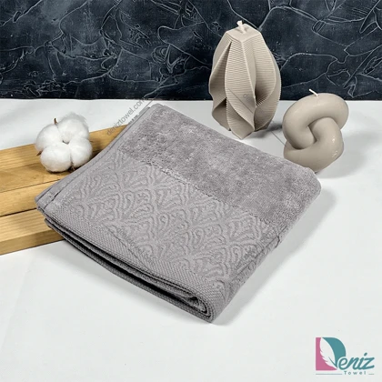 حوله دستی طرح کاریزما رنگ فیلی