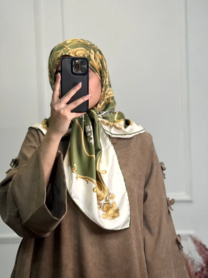 روسری ساتن ابریشم وارداتی ترک قواره 110