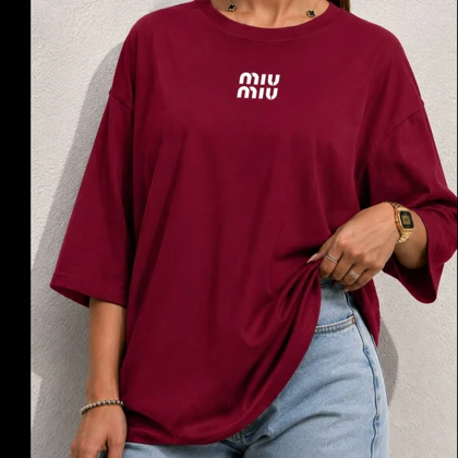 تیشرت طرح miu miu