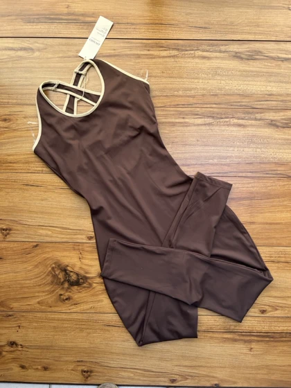اوورال ورزشی زنانه اویشو Oysho مدل Comfortlux Piping