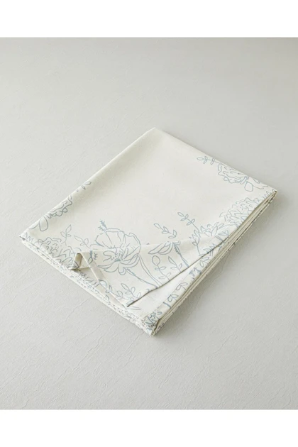 رومیزی 145 × 200 English Home مدل Petal Poetry پنبه پلی‌استر - بژ - آبی