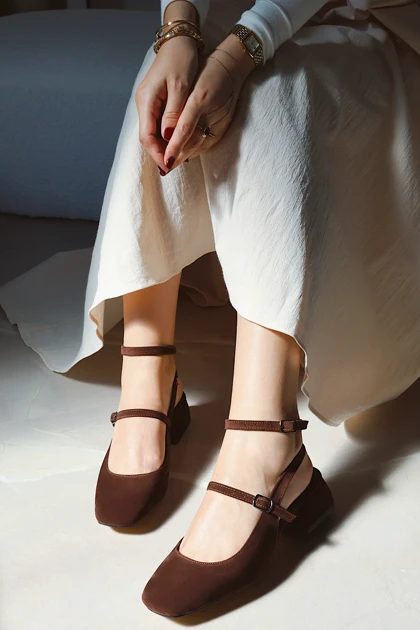 کفش پاشنه‌بلند کلاسیک زنانه polka-store polka-store