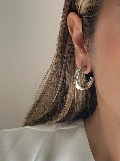 گوشواره زنانه حلقه‌ای چند ضلعی