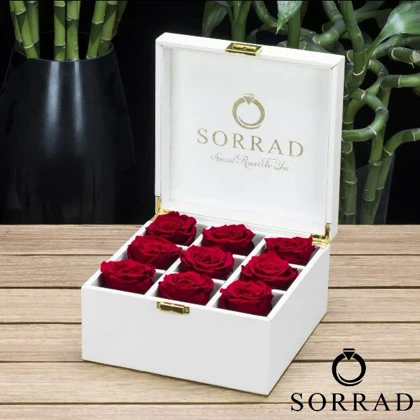 باکس هشتایی سفید / گل رز قرمز