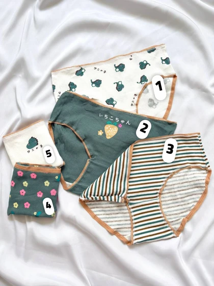 شورت نخی دایناسور