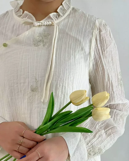 شومیز حریر کریشه گلدوزی کد 5456