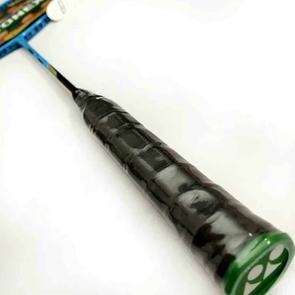 راکت بدمینتون یونکس YONEX مدل ASTROX7