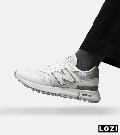 کفش کتانی سفید طوسی NEW BALANCE 1300