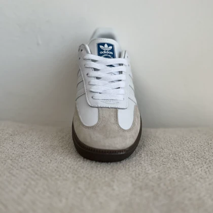 سامبا تمام سفید