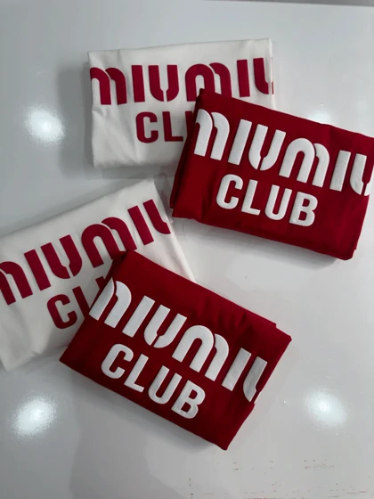 تیشرت miu miu