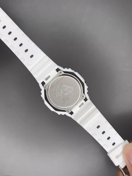 ساعت مچی کاسیو جی-شاک مانگا بند سفید Casio G-Shock 2100MNG