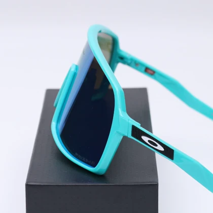 عینک از برند OAKLEY کد 181448