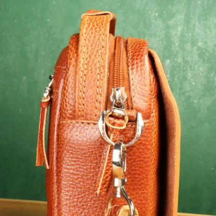 کیف دوشی مردانه بیورا مدل dbb59