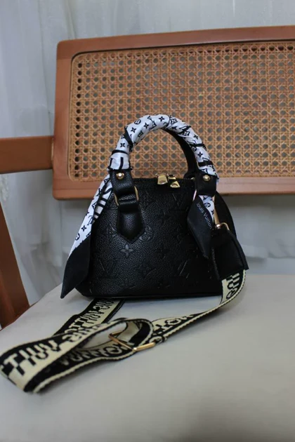 کیف صندوقی اسکارف دار