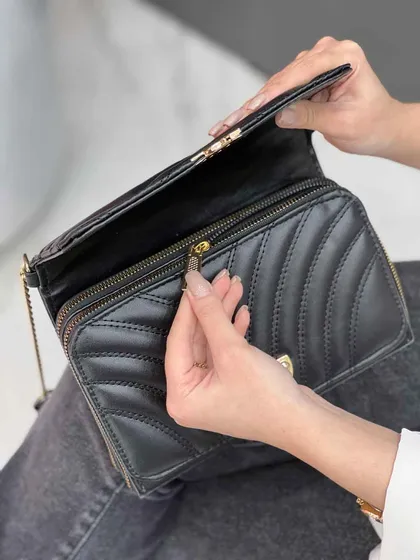 کیف دوخت هفت و هشتی قفل چرخشی