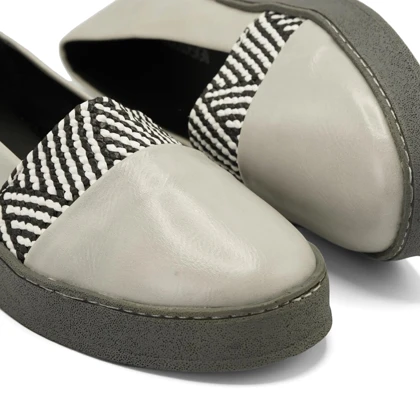 کفش راحتی زنانه مدل Flat shoes - FBl80