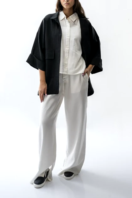 مانتو جیب‌دار آستین پاکتی زنانه