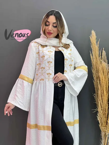 مانتو گلدوزی بلند