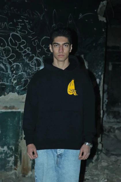 هودی مشکی اسپرت کارتونی طرح موز - فواصل