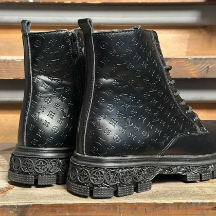 بوت مردانه LV چاپی زیپ‌دار