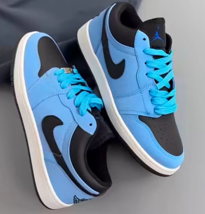 کتانی مردانه جردن وان آبی مشکی