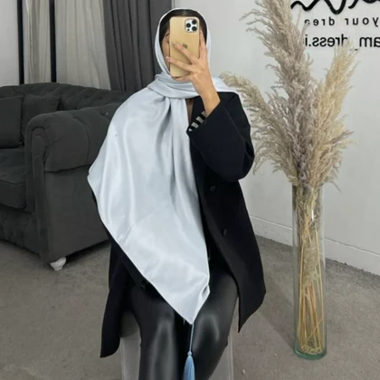روسری منگوله‌دار