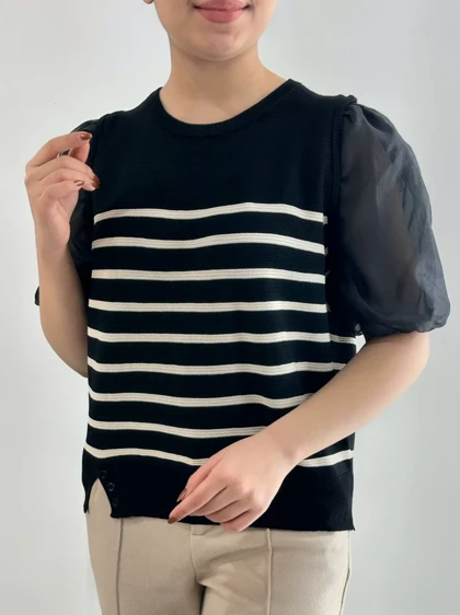 بلوز بافت راه راه آستین پف کد 4404