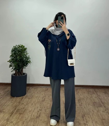 مانتو گلدوزی زنبق(ایراد دار)