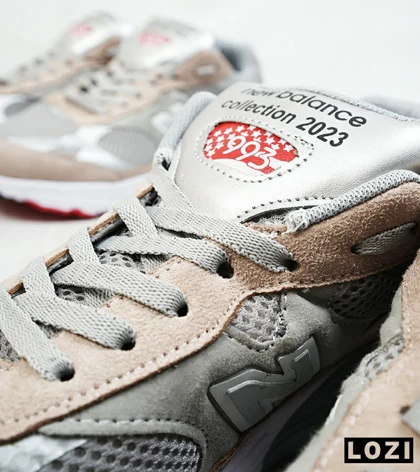 کفش کتانی بزرگ پا طوسی کرم NEW BALANCE 993