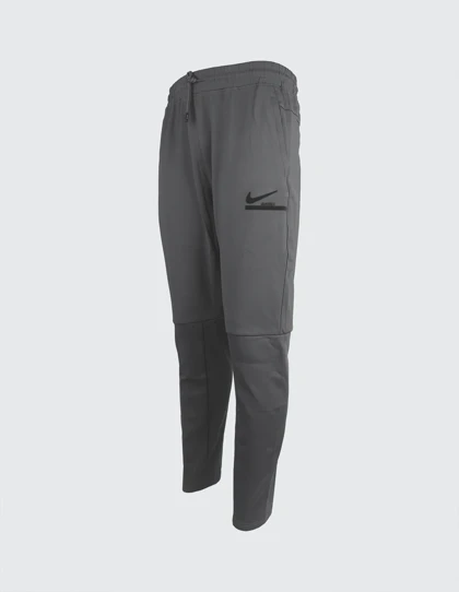 اسلش ورزشی مردانه نایکی Liora M