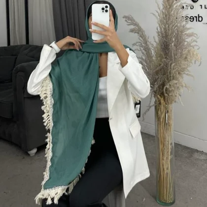 روسری پایین ریش