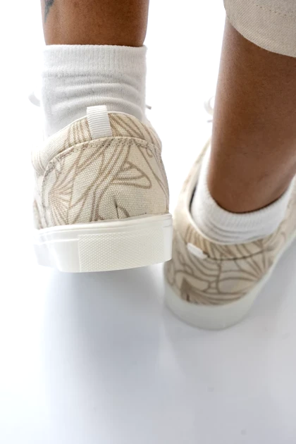 کفش ونس بندی چاپی زنانه