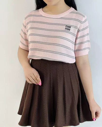 بلوز بافت راه راه miumiu گلدوزی پشت دکمه کد 5494