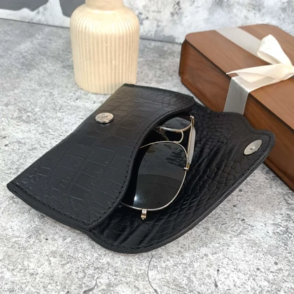 قاب عینک چرم طبیعی مدل ریبن