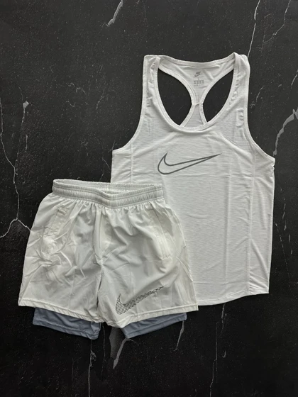 پکیج کد E573 شامل رکابی + شلوارک کشاله دار با تم سفید 🤍