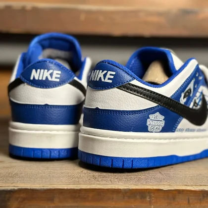 کتانی زنانه اس بی دانک