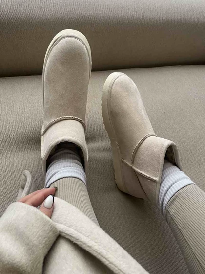 نیم بوت UGG