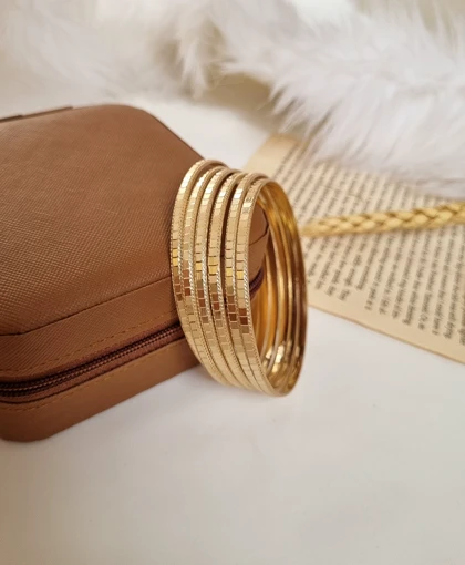 النگو طلاروس باریک پوست ماری