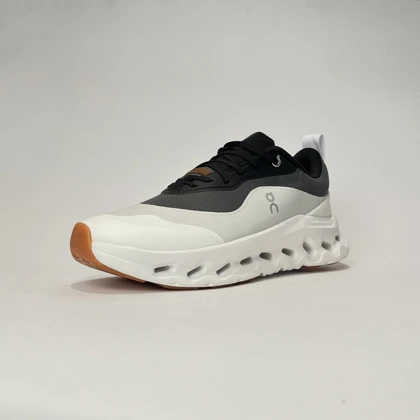 کفش راحتی آن رانینگ QC مشکی سفید طوسی کد A73