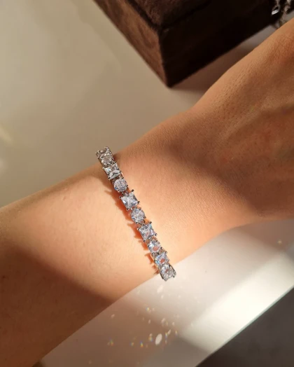 دستبند جواهری آنا D19