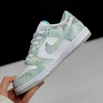کفش نایک اس‌بی (SB) دانک لو دراگون 2024 رویه چرم Nike SB Dunk Low Dragon 2024 Leather