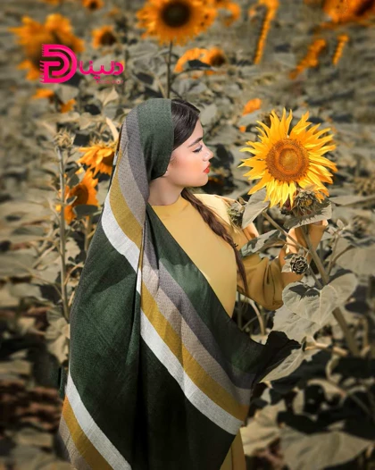 شال وسط ساده حاشیه‌دار پاییزه