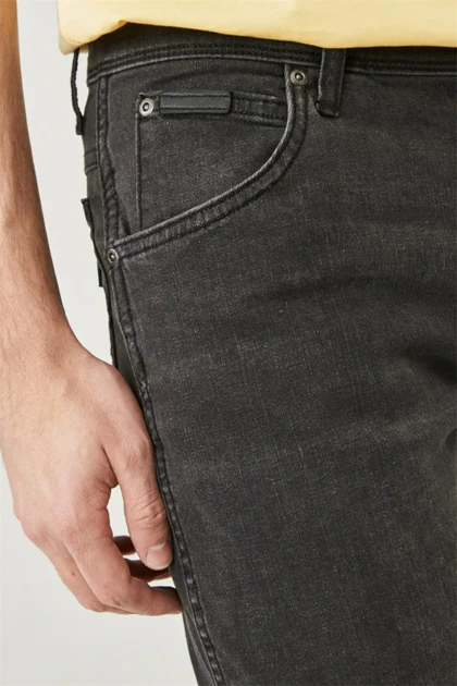 شلوار جین مردانه wrangler