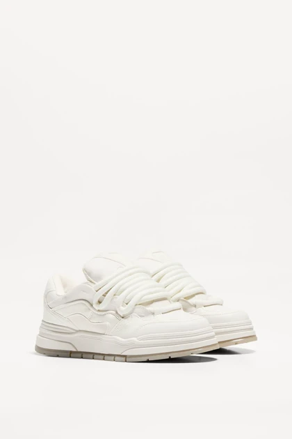 کتانی مردانه اورجینال برشکا bershka