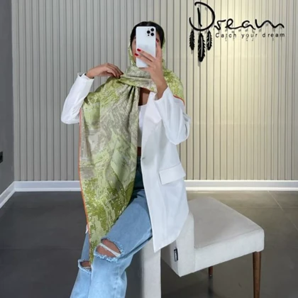 روسری طرح دار