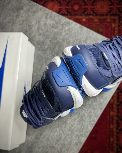 کتانی نایک مدل v2k