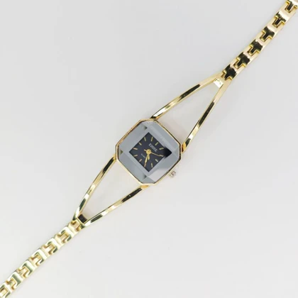 ساعت مچی زنانه مجلسی EHHE نگین‌دار با موتور کوارتز