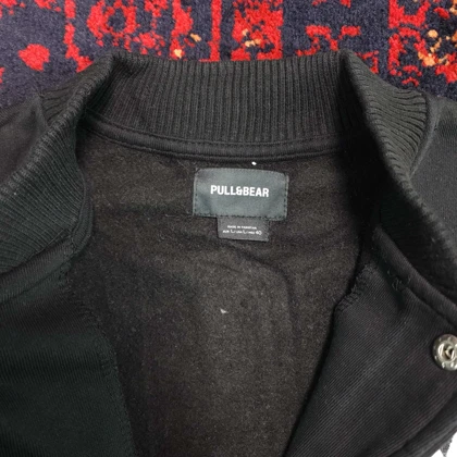 بامبرجکت مشکی داخل خز از pull & bear کد 127