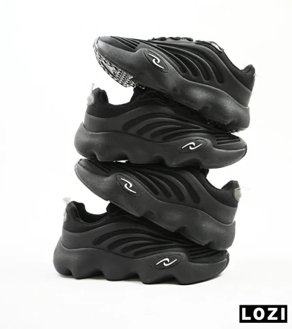 کفش کتانی مردانه مشکی ADIDAS yeezy 700 v2
